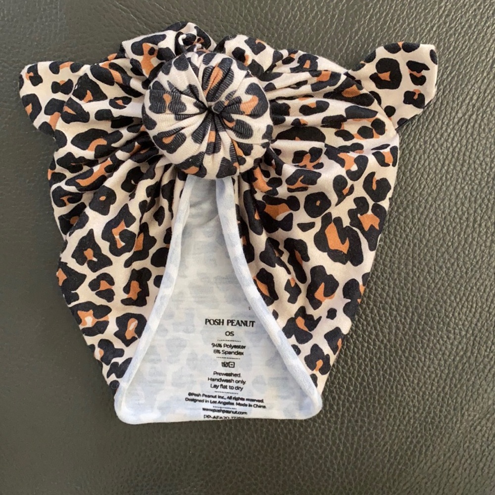 Cat ear posh peanut hat